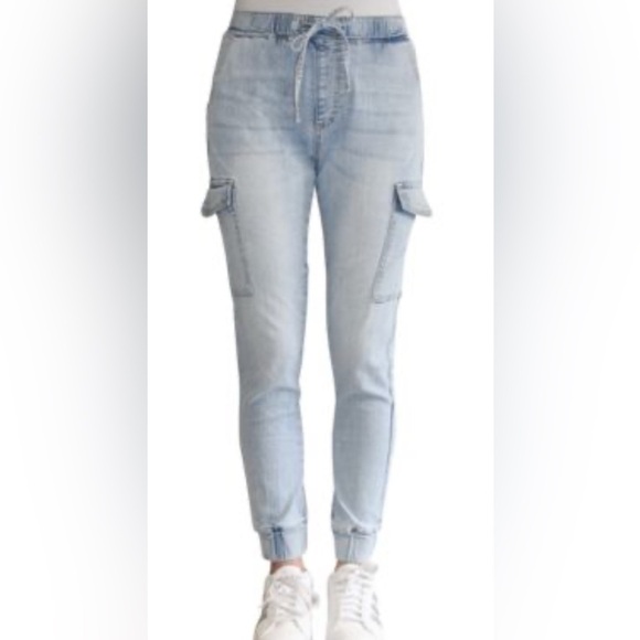 Almost Famous casual stretch trendy pockets denim jogger cargo style jeans M - Picture 1 of 5